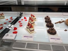 -潮一不贰·法式甜品·生日蛋糕·西式简餐(外滩店)