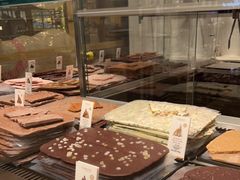 面包甜点陈列柜-Laderach 莱德拉(上海环贸iapm店)