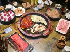 -老房老舍重庆火锅(假日城市店)