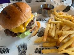 -Grinder 绞肉机汉堡(武定路店)