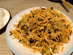 -小船渔村•大连菜•大连焖鱼(黄河路店)