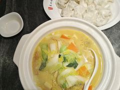 -李记东北饺子馆·东北菜(欢乐谷店)