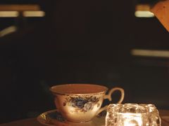 Queen-LONG BAR 廊吧(外滩华尔道夫酒店)