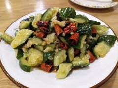 拍黄瓜-巴依兄弟西域美食(机场店)