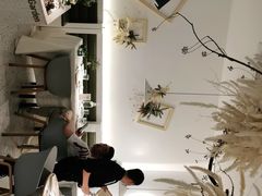 -春树下·树屋花房西餐厅(罍街AS1980店)