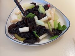 -吕记老鸭汤·徽菜馆(东营路店)