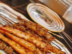 -许哥东北烧烤·铁丳烤串·宫后夹肉(繁花中心店)