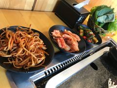 -小黑猪石板烤肉(皇冠花园店)