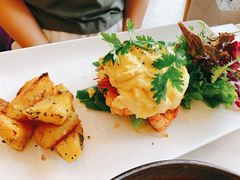 日出海洋鲜虾-The Rug Cafe(王府中环店)