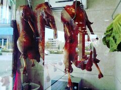 冰糖鵝-东江港海鲜城(广雅花园别墅区店)