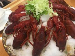 -虾弄弄海派小龙虾·牛羊蝎子火锅