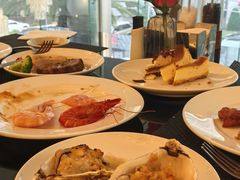 -圣丰索菲特·2 On 988 Café 自助餐厅