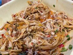 -汤锅大王(新平曹苏黄牛汤锅有限公司)