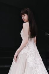 -Vera Wang婚纱礼服旗舰店