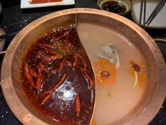 -山城鼎重庆老火锅(西安钟楼店)