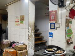 -煲煲香快餐(南京路店)