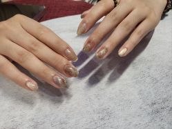 -爱空间美睫健康美甲