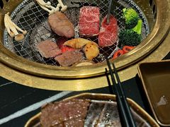 -山川小町·极番烧肉(新地假日广场店)