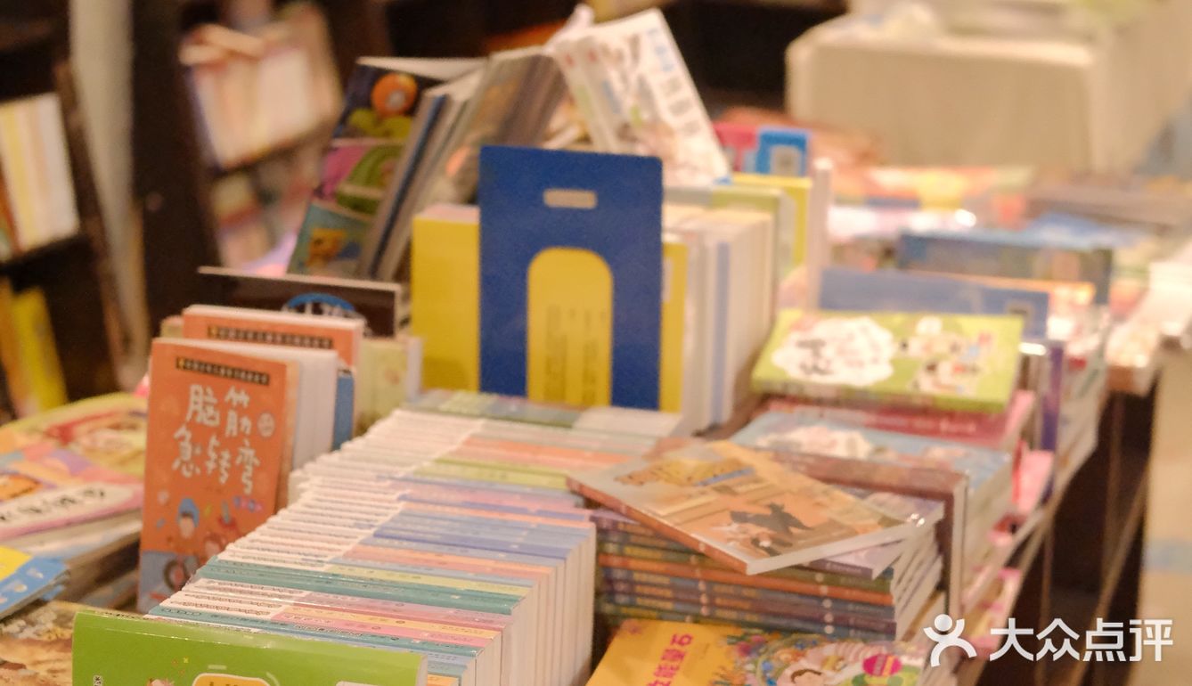 广州少众书店 | 闹市中的文创书店治愈生活📖