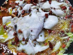 沸腾水煮鱼-金三可市井水煮鱼(金碧园店)