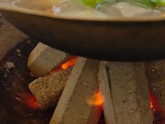 -江湖亮亮蒸虾大排档烤全羊清真(武汉总店)