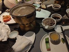 -半岛翡丽海鲜自助餐厅(观风亭店)