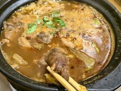 -三鞭一花·独一处·元英砂锅(海光寺店)