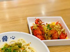武汉热干面-文叔·湖北名小吃·小龙虾(华强北店)