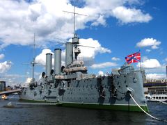 -阿芙乐尔号巡洋舰