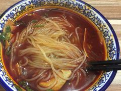 -老字号杨坡红油米线腊汁肉夹馍(东四道巷店)