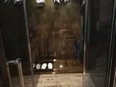 -广州天河希尔顿酒店