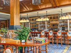 -V Bar海景扒房(北海湾惠龙万达嘉华酒店)