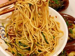 -李与白包子铺(桐梓林店)