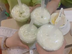 牛油果抹茶小帽-一只酸奶牛(汕头金平万达广场店)