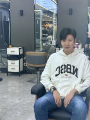 -藤野造型烫发染发