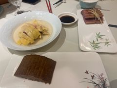 -梅龙镇酒家(南京西路总店)