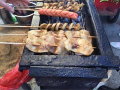 -许西美食一条街