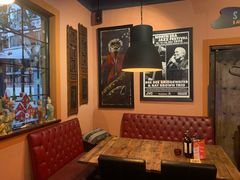 -SISTERS BAR RESTAURANT川意酒馆(嘉善老市H楼店)