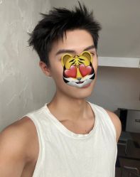 -海文先生国潮烫染男士理发馆