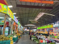 -曼阁市场水果批发市场