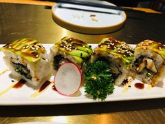 牛油果鳗鱼卷-三上料理(西湖文化广场店)