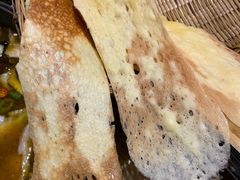 锅边馍-大融厨·鸡毛店·川菜(果壳里东安湖店)