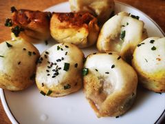 -老字号眼镜子煎包汤包店