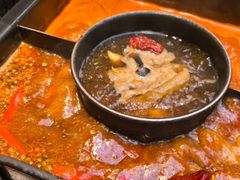 -老牌坊云南鱼豆花火锅(哈西万达店)