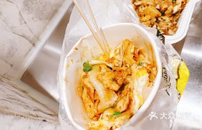 Cheese Pork Tenderloin Grilled Cold Noodles