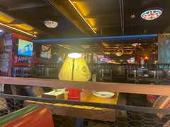 -Famous肥猫墨西哥音乐餐吧(五棵松华熙LIVE店)