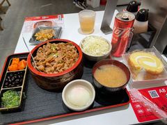 -牛邸·烧肉饭(来福士店)