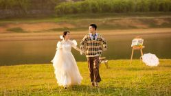 -AOROA·奥洛拉婚纱摄影·旅拍·礼服