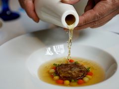 -AZUR聚(香格里拉饭店)