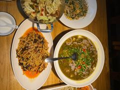 -小三峡食府(西五路店)